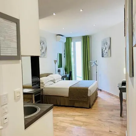 De Luxe Miramar Apartment